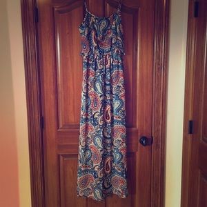 Maxi paisley pattern