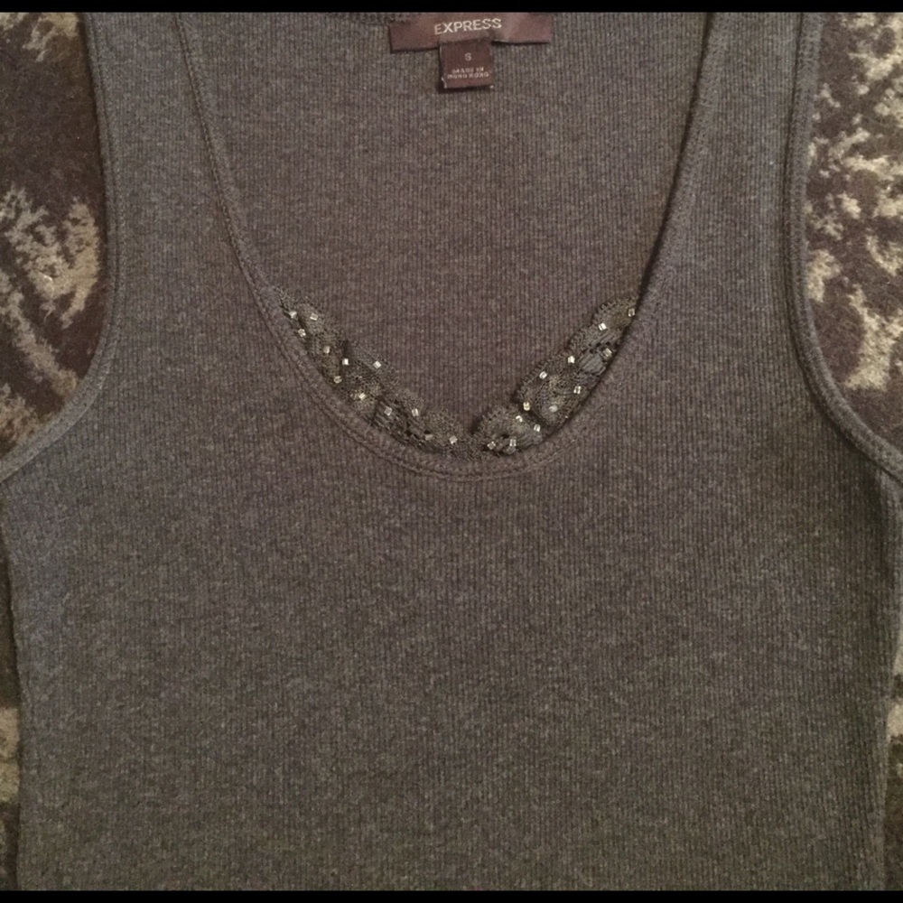 Express tank with lace