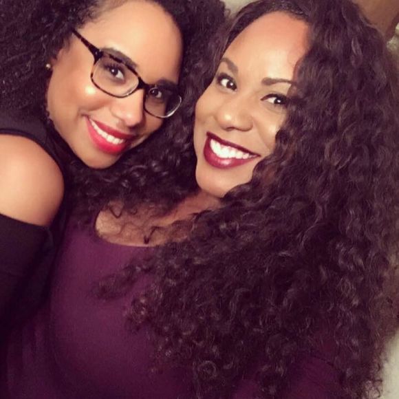 Meet your Posher, Loretta - Picture 1 of 1