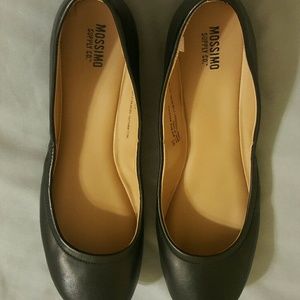 Mossimo Black Flats