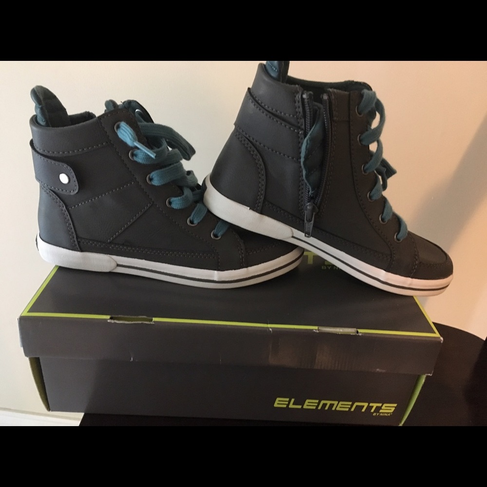 ELEMENTS BY NINA Boys shoes