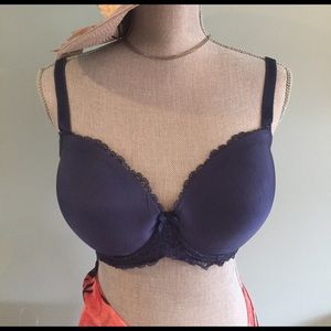 Victoria's Secret navy blue 34ddd bra