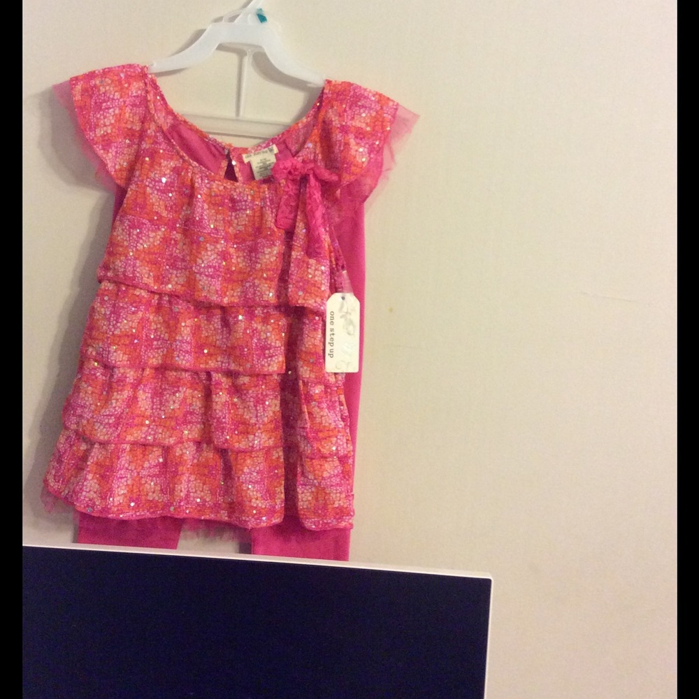 2piece set - Picture 2 of 2