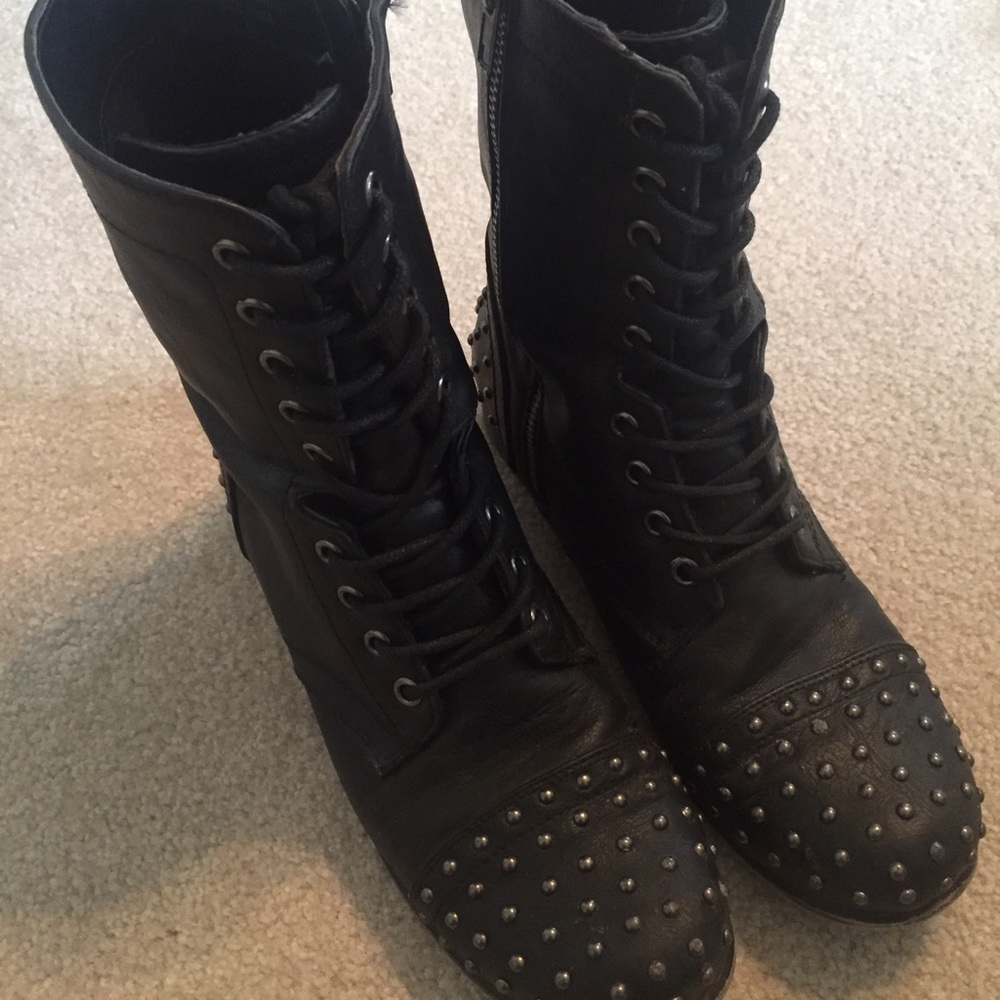 Studded combat boots - 8 - Picture 2 of 4