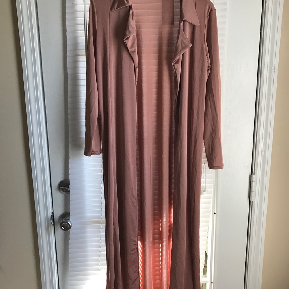 Pink duster - Picture 2 of 4