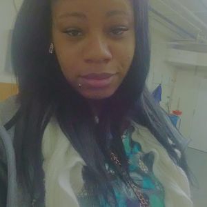 Meet your Posher, Janeil