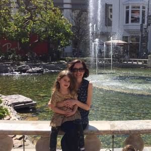 Meet your Posher, Jennifer