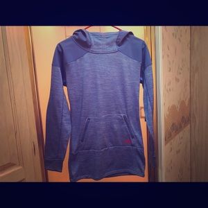 ❌⭕️❌⭕️SALE.! nwot. warm north face hoodie.