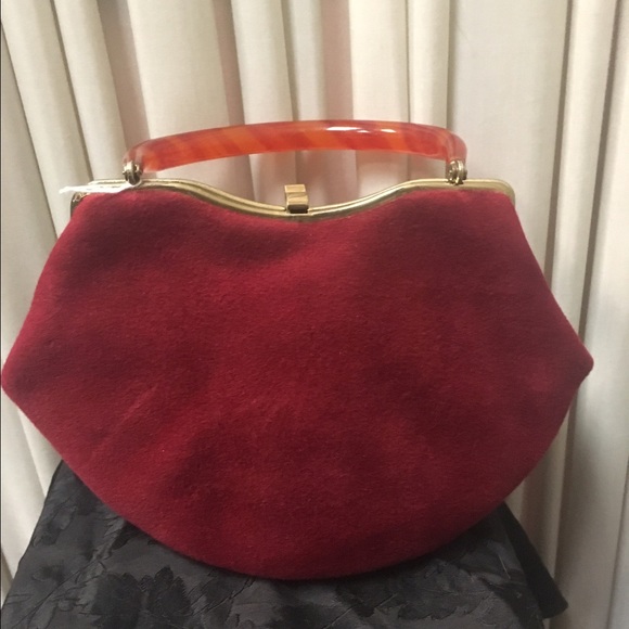 Vintage red purse with a Bakelite handle - Picture 2 of 4