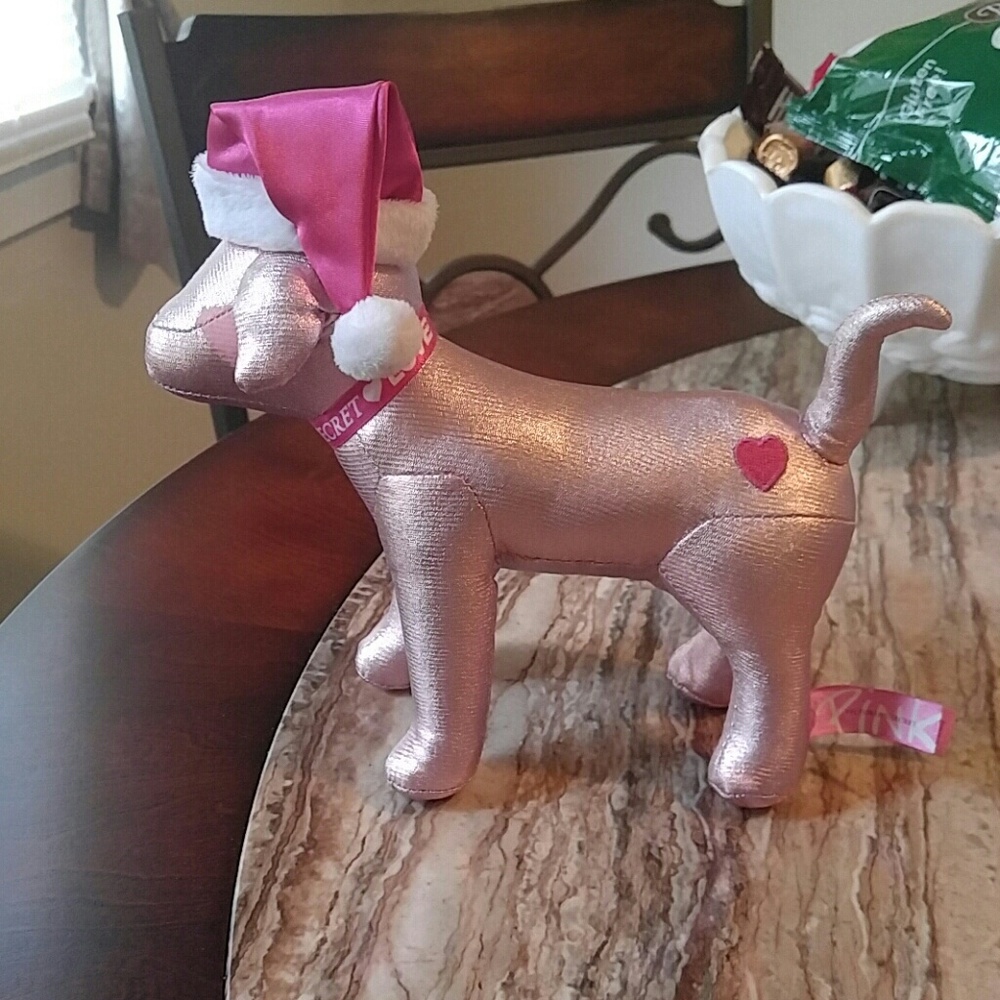 Victoria's Secret dog