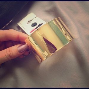 Charlotte Russe Gold Bangle