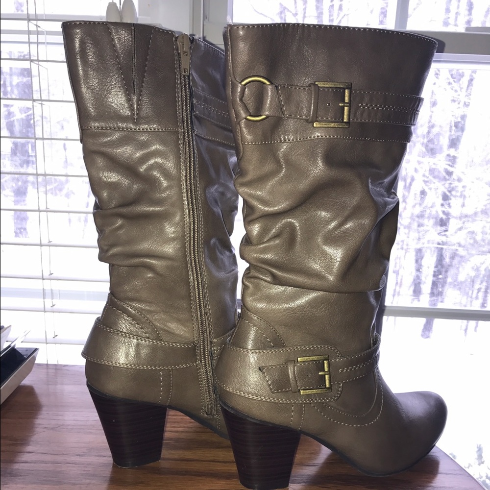 Boots from White Mountain