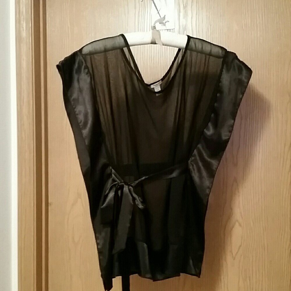 Black kimono shirt