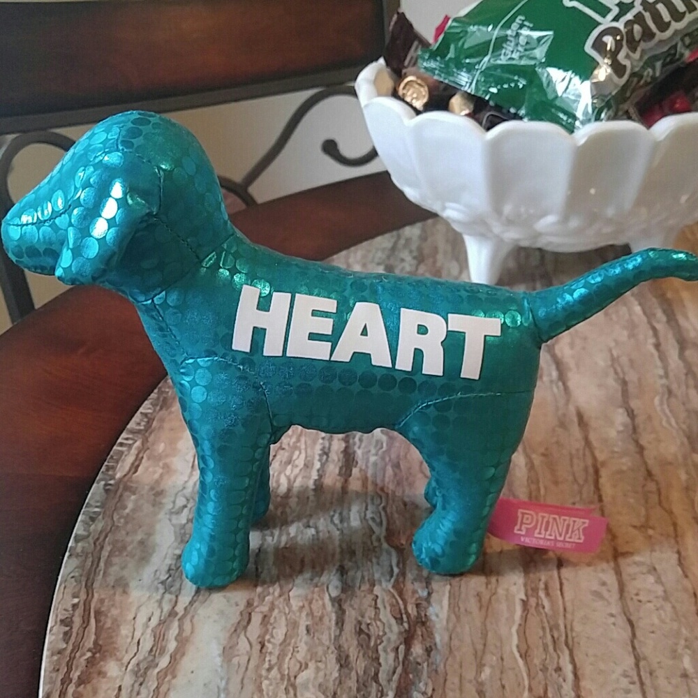 Victoria's Secret dog