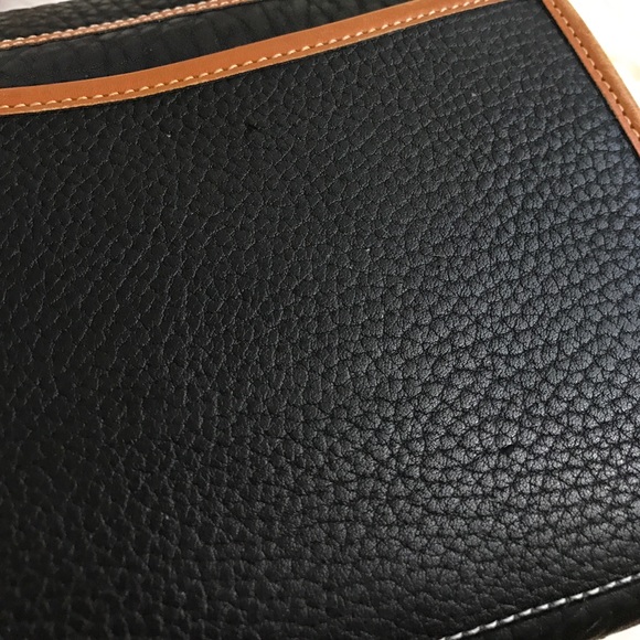 Additional photos and description for black Dooney - Picture 3 of 5