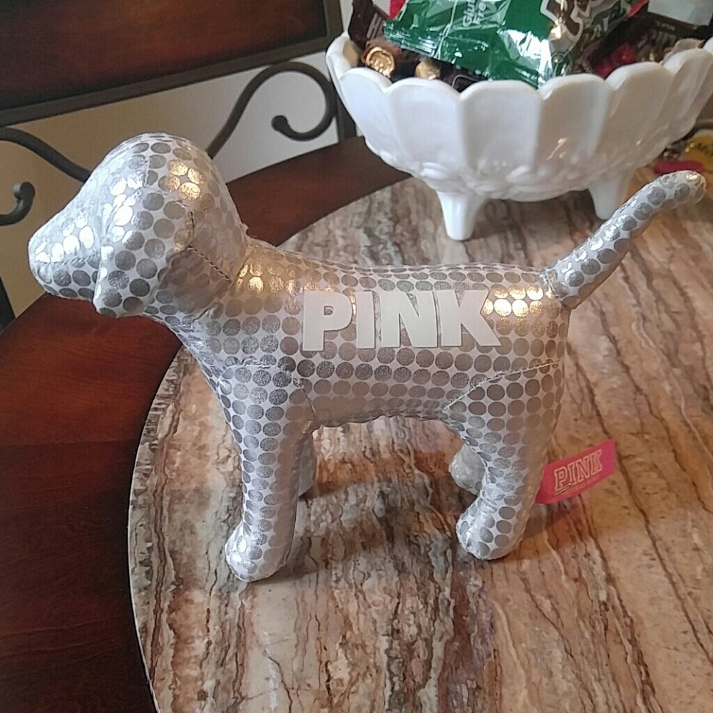 Victoria's Secret dog