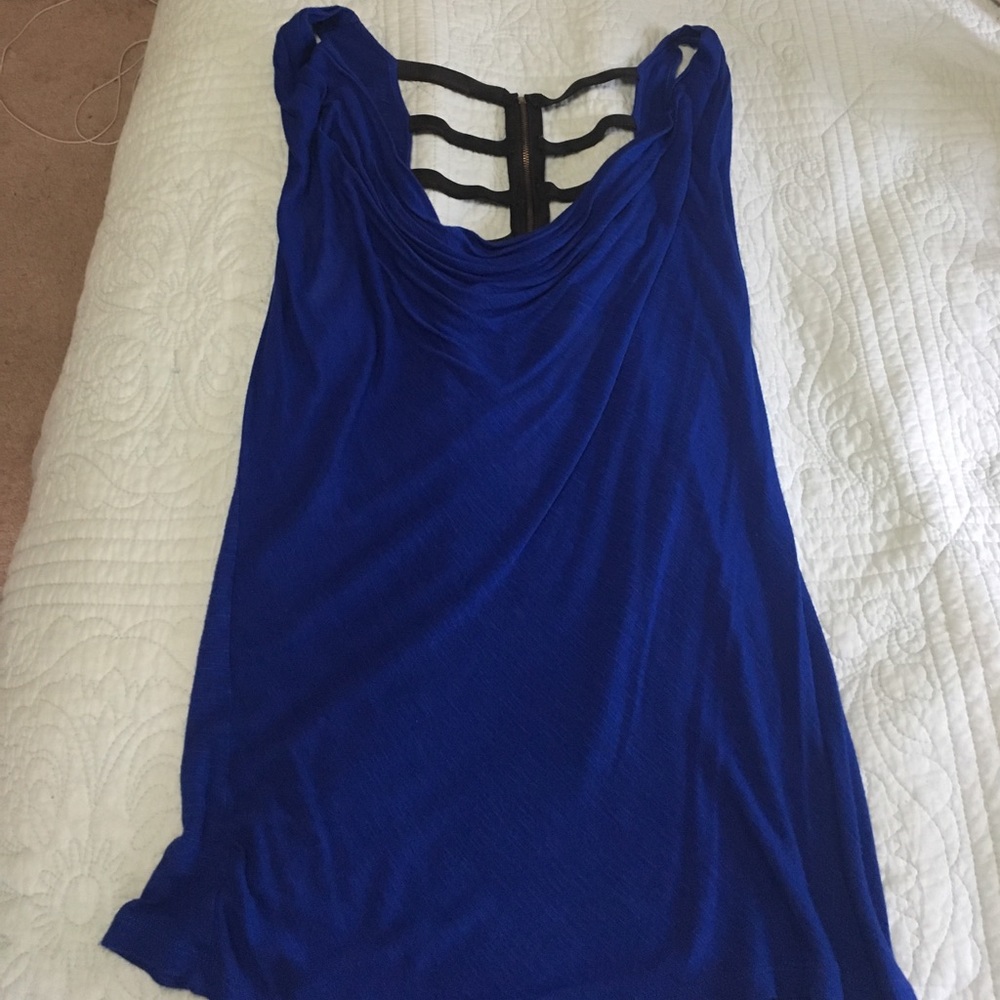 Low cut cute top!
