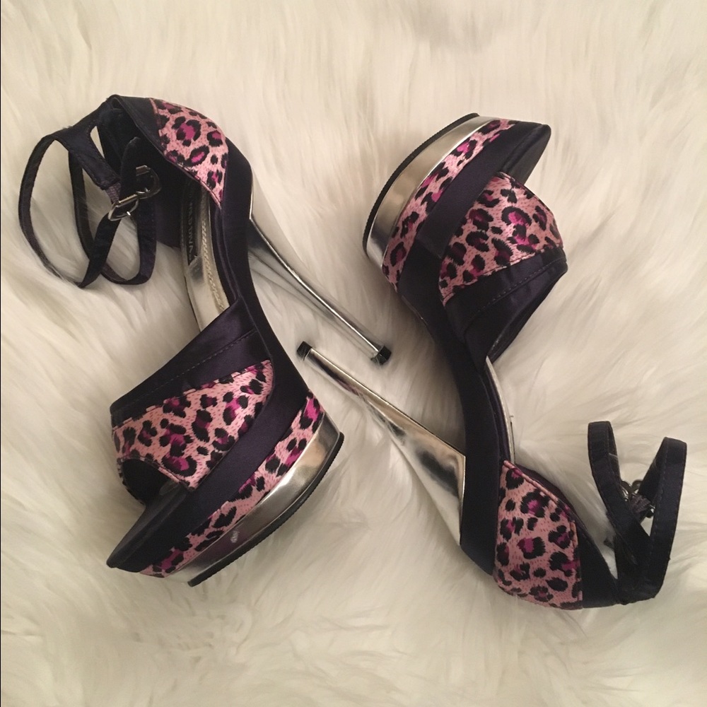 💥On Sale!💥 Sexy pink leopard heels
