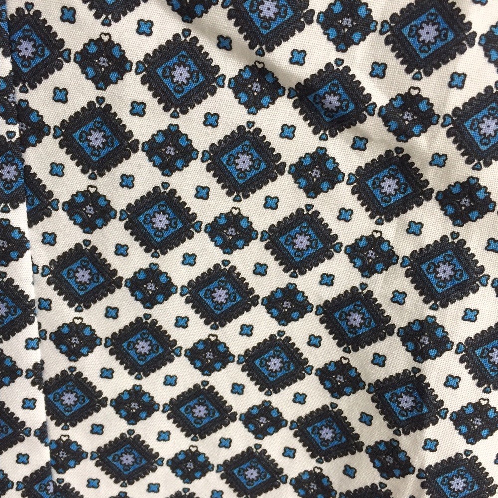 Gorgeous Button Up! - Picture 3 of 3
