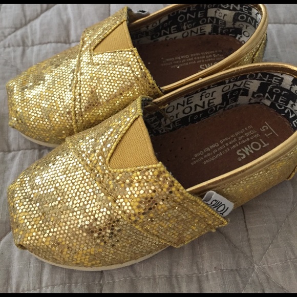 TOMS Other - Sparkly gold TOMS