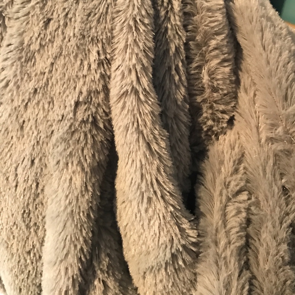 Scarf - Picture 2 of 3