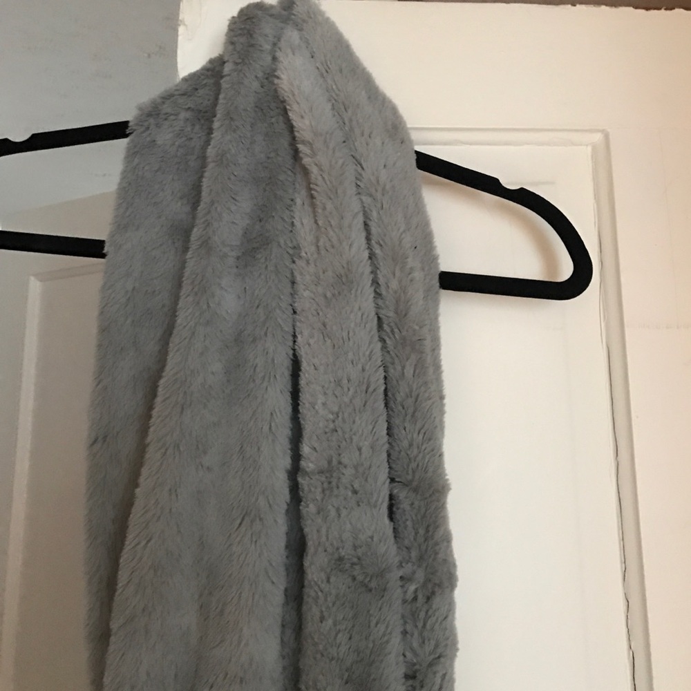 Scarf - Picture 3 of 3