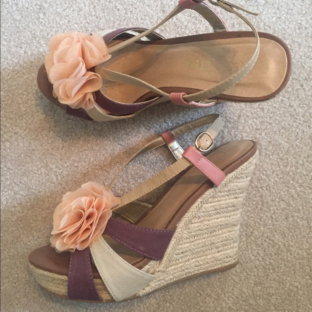 Wedges - size 8