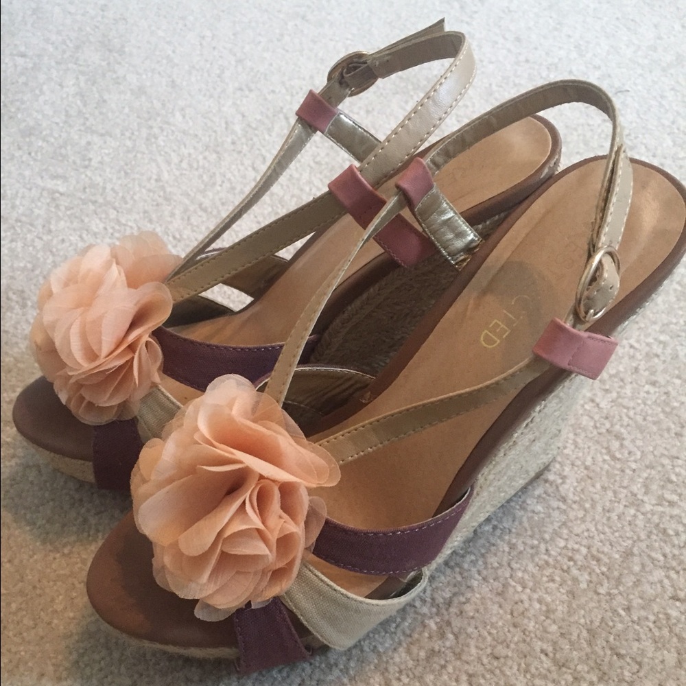 Wedges - size 8 - Picture 2 of 2