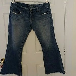 American Eagle. Artist.