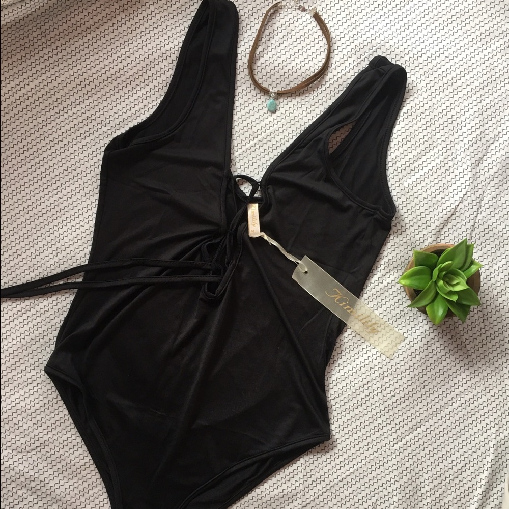 Black tied monokini