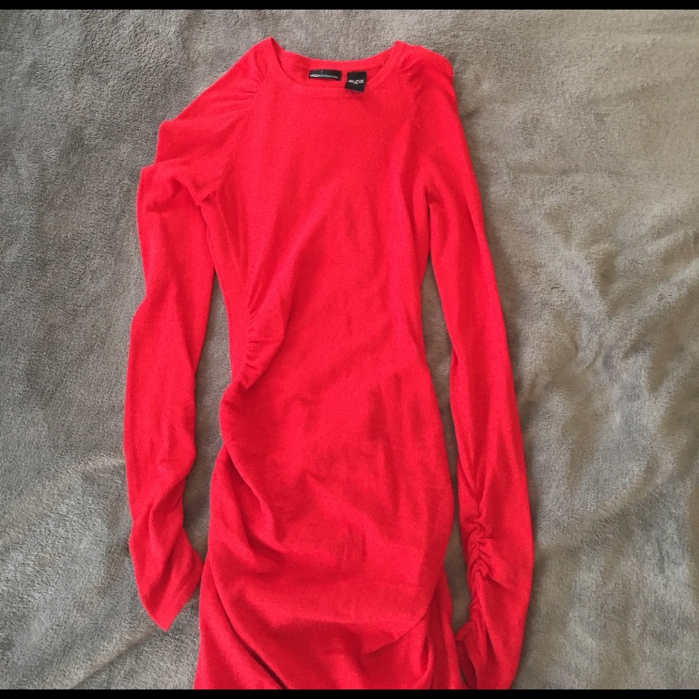 Women's tight fit long sleeve dress