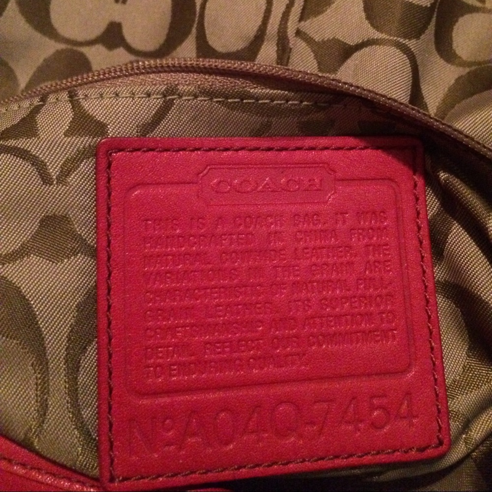 π SALE: Coach HandBag π - Picture 4 of 7
