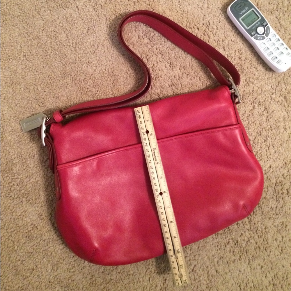 π SALE: Coach HandBag π - Picture 7 of 7