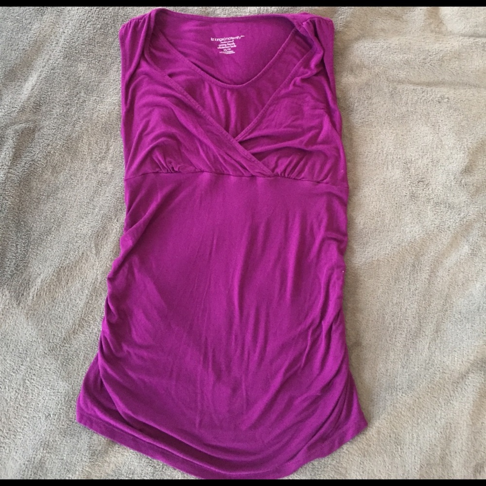 Maternity/nursing sleeveless shirt
