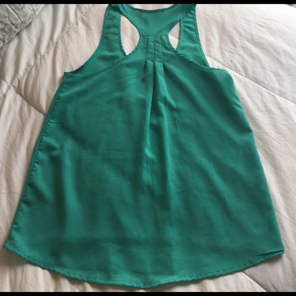 American Rag Green Racerback Top - Picture 4 of 4
