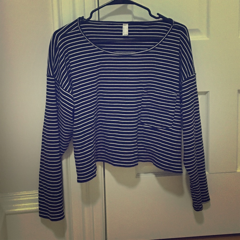 American apparel long sleeve baggy cropped top