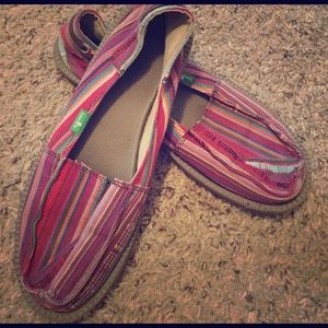 Multicolored Stripe Sanuk shoes