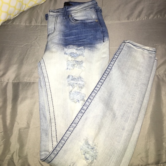 Ripped Jeans Brand New - Picture 2 of 2