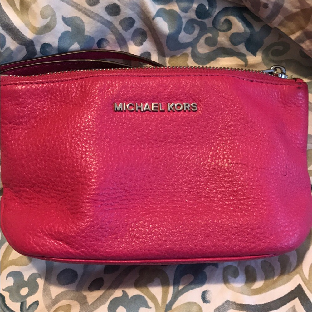 Michael Kors wristlet
