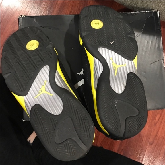 Jordan 14's size 10.5 8/10 OBO - Picture 3 of 3