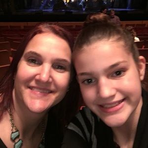 Meet your Posher, Lisa