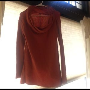 Free People off shoulders rust orange sweater xs
