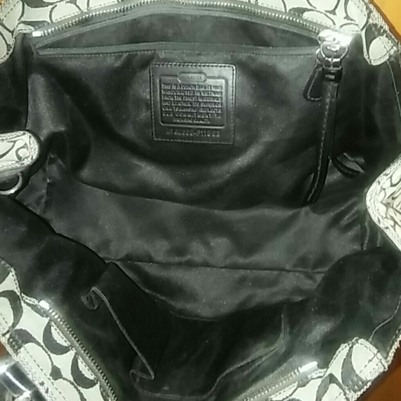 Coach Purse - Picture 2 of 6