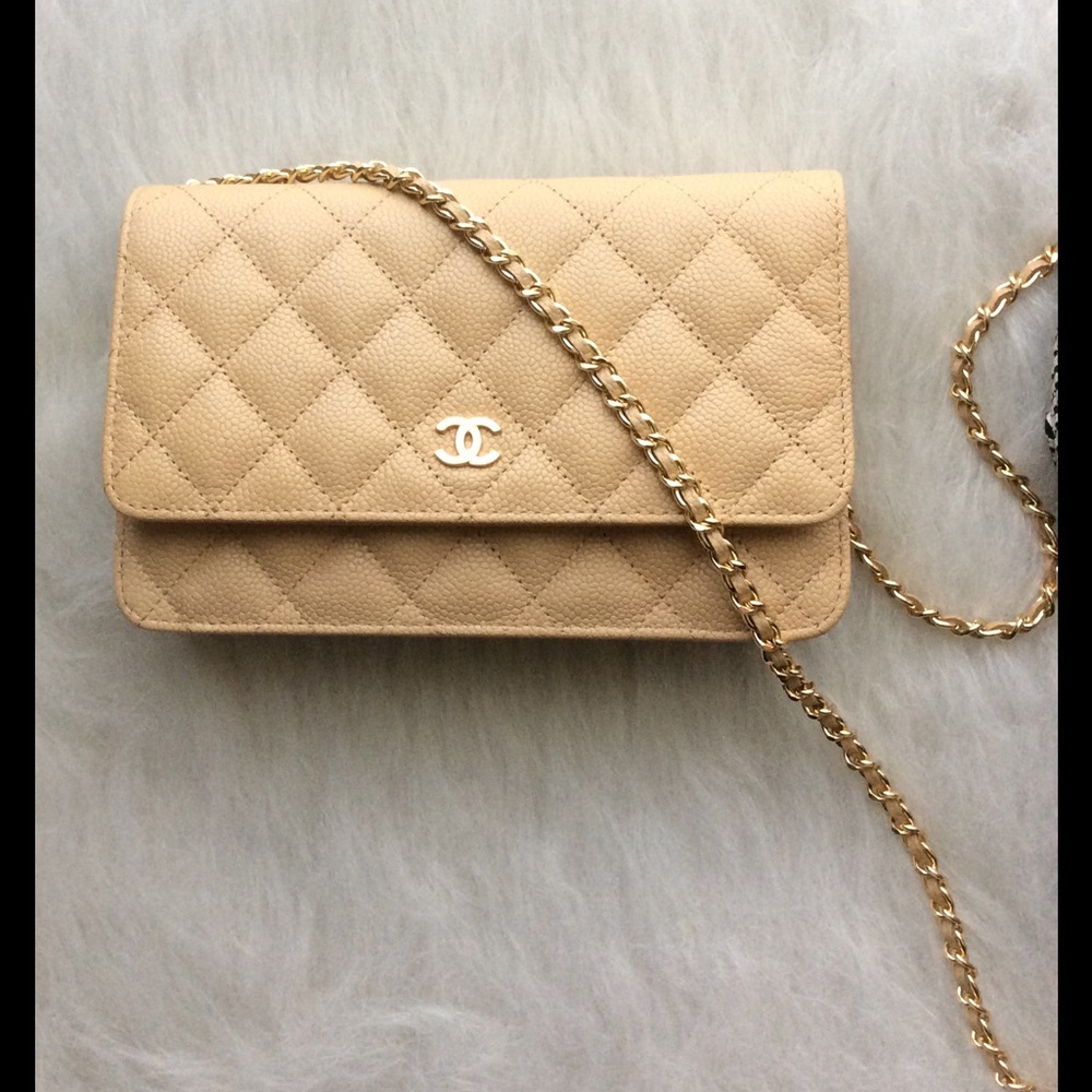 🚫Sold On Tradesy🚫