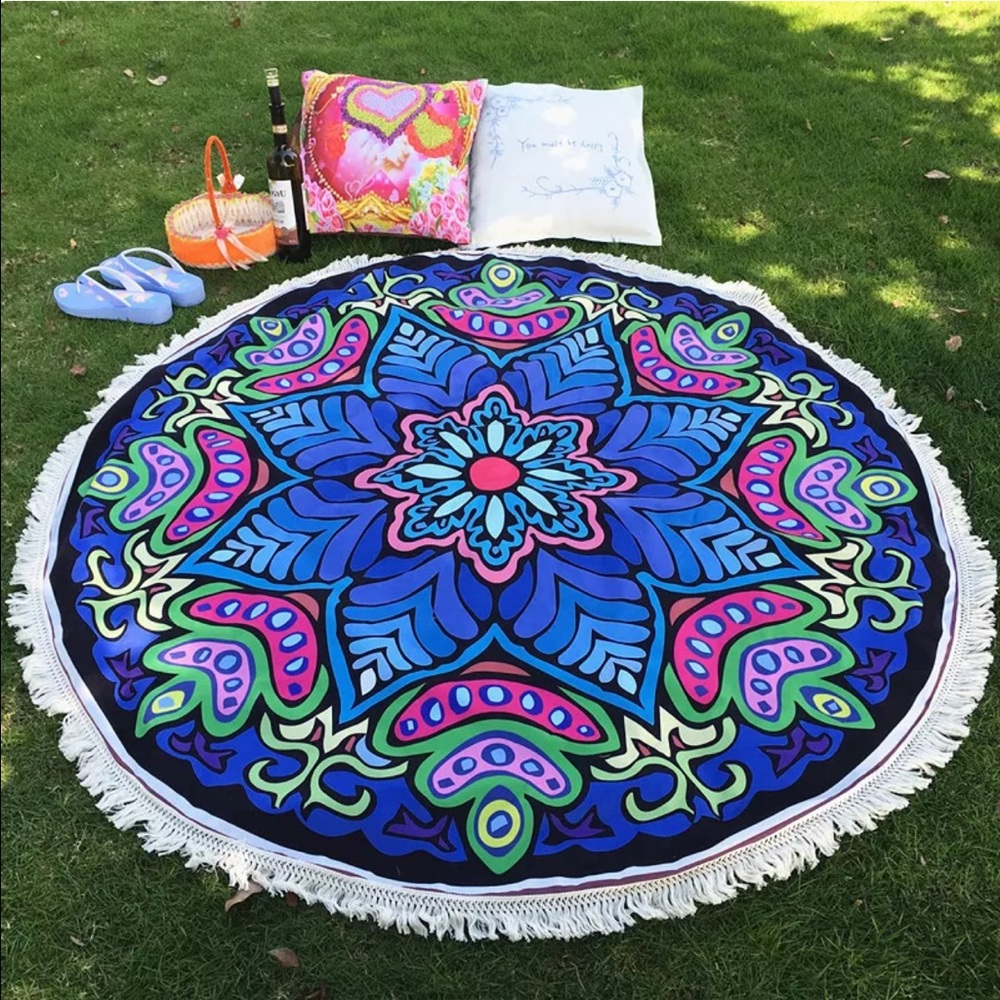 BoHo Yoga beach mat Picnic Rayon circle multicolor
Tapestry