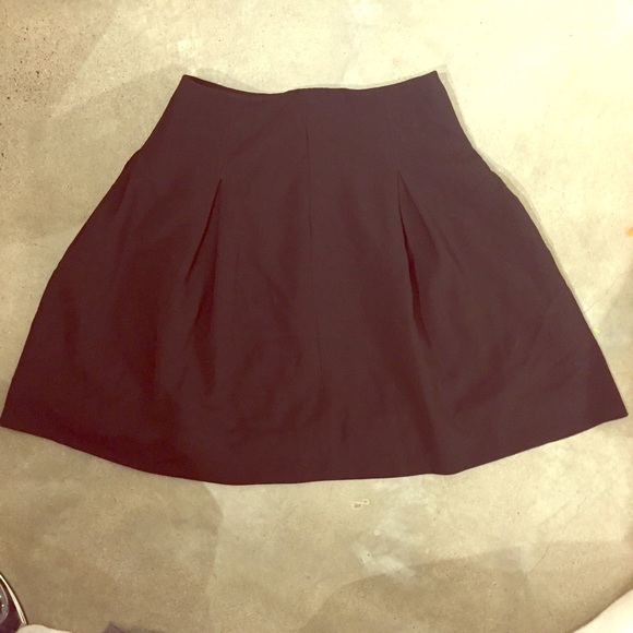 Long black flare skirt - Picture 1 of 3