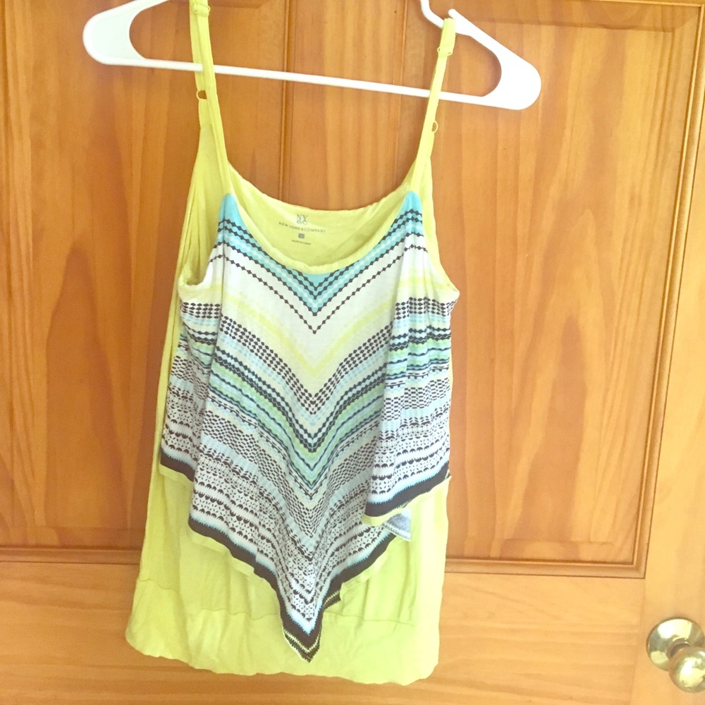 Soft flowy summer tank. Built in bra.