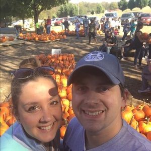 Meet your Posher, Laura