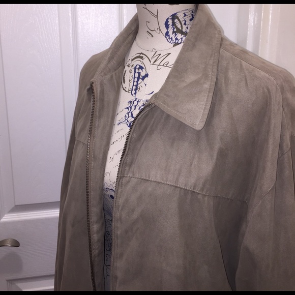 Weatherproof Jacket - Picture 2 of 5