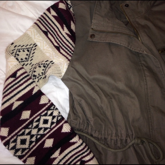 Utility jacket - Picture 2 of 3